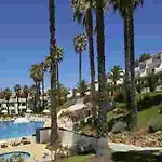 Cheerfulway Alba Apartahotel 3*