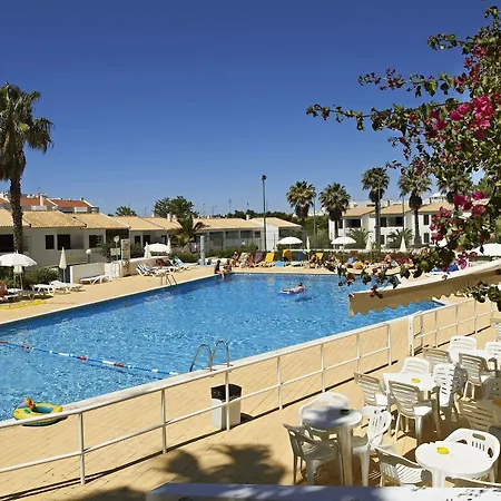 Apartmanhotel Cheerfulway Alba 3*