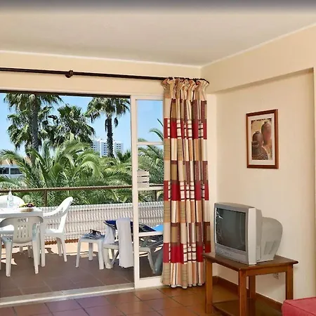 Apartmanhotel Cheerfulway Alba 3*