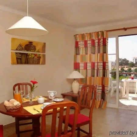 Cheerfulway Alba Aparthotel 3*